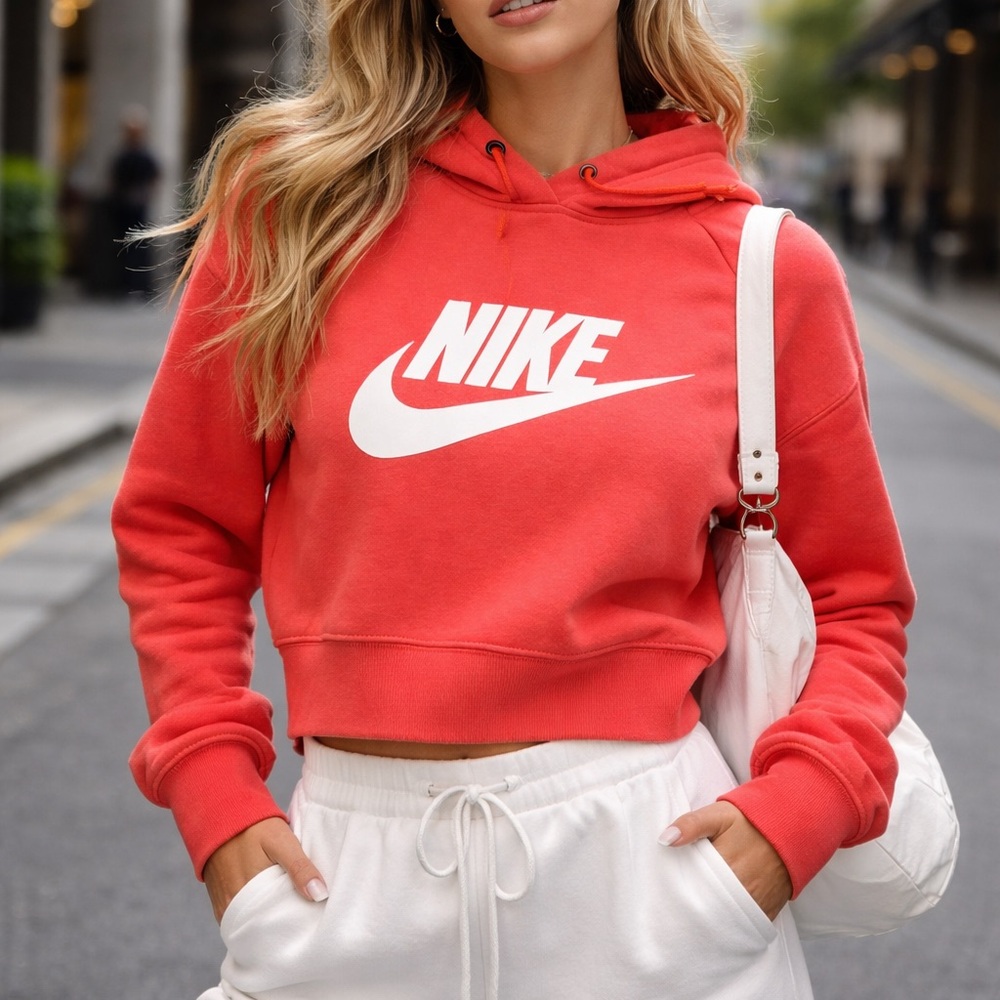 Nike Women’s Large Cropped Hoodie Red White Logo Athleisure Sweatshirt
